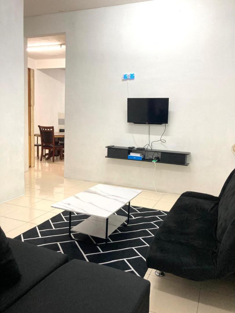 Isyfaq Rahang 3 Bedrooms Rumah percutian *